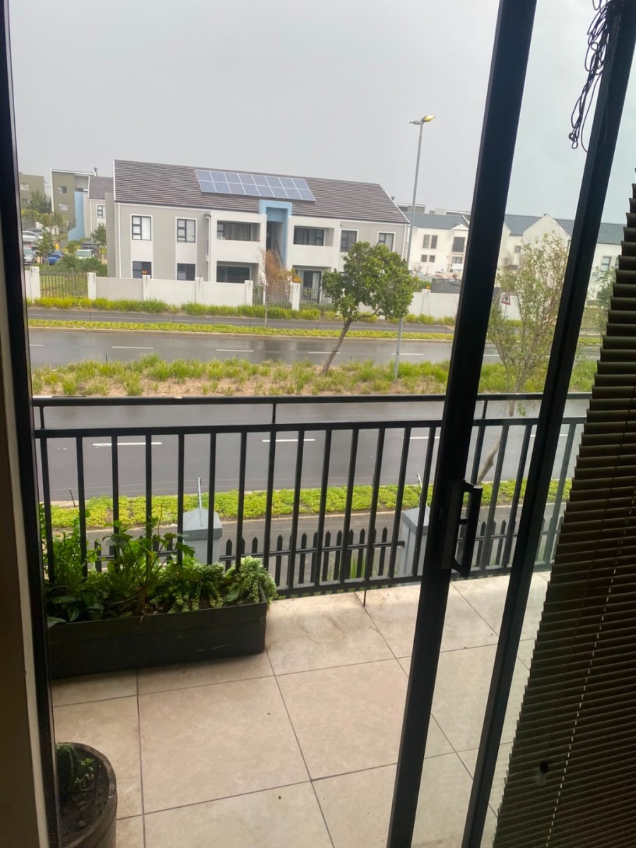 2 Bedroom Property for Sale in Burgundy Estate Western Cape